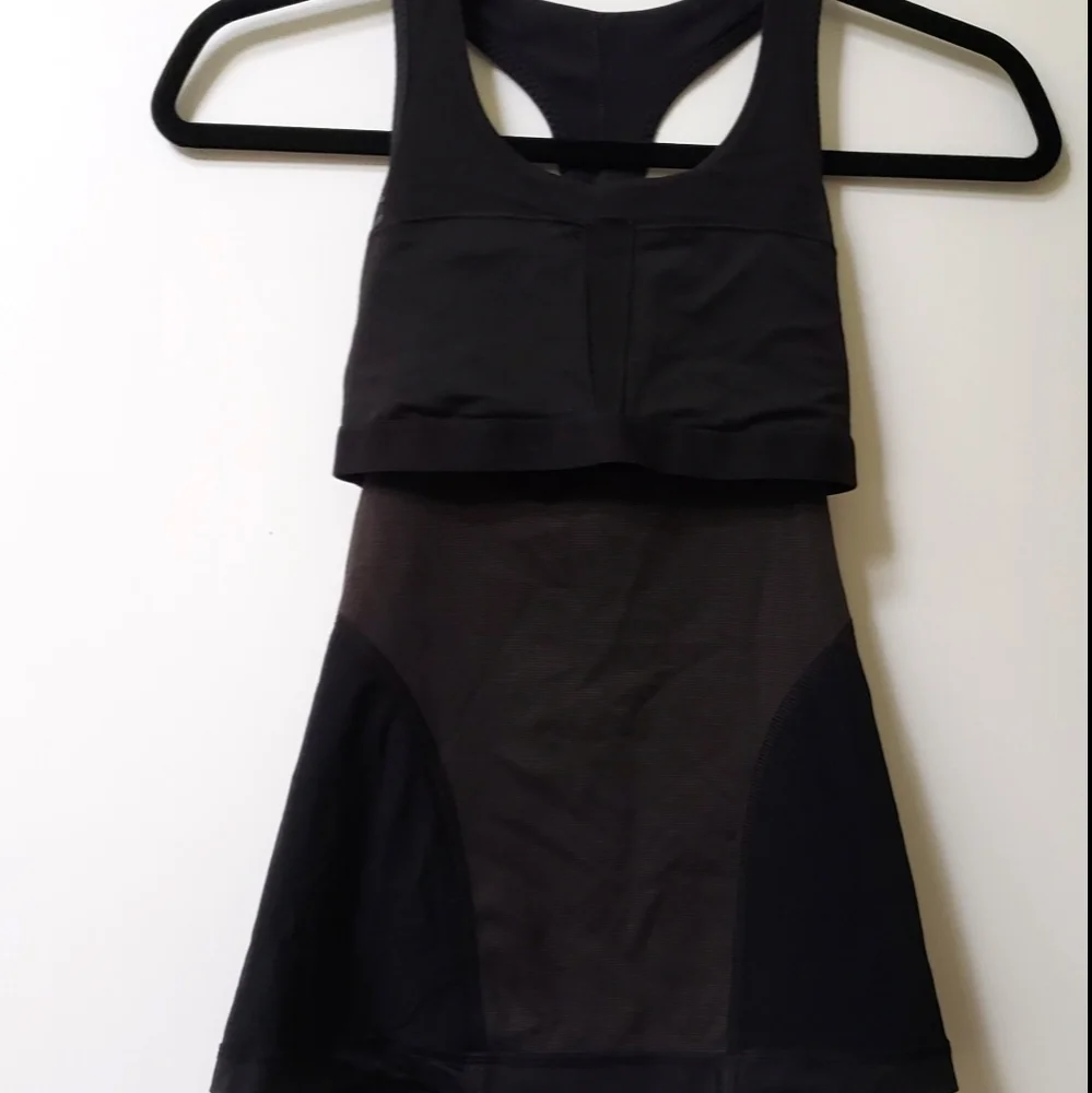 Lululemon Rare‎ Racerback tank